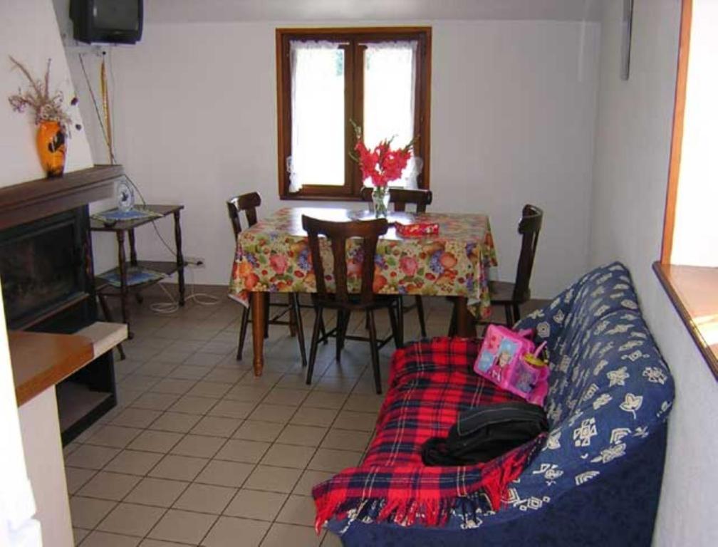 Gite Les Hirondelles Plombières-les-Bains Buitenkant foto